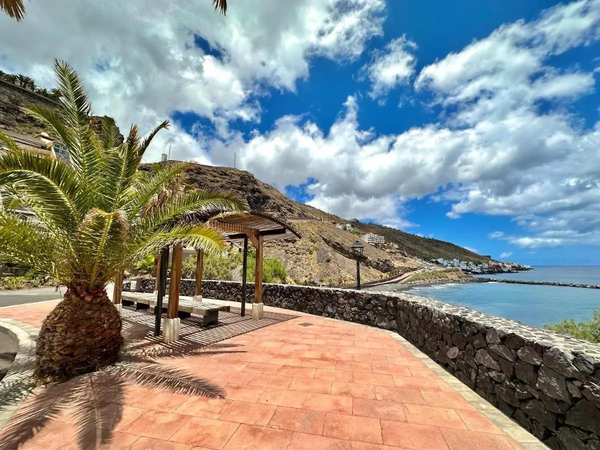 Home Radazul Beach Sea View & Wiffi Free